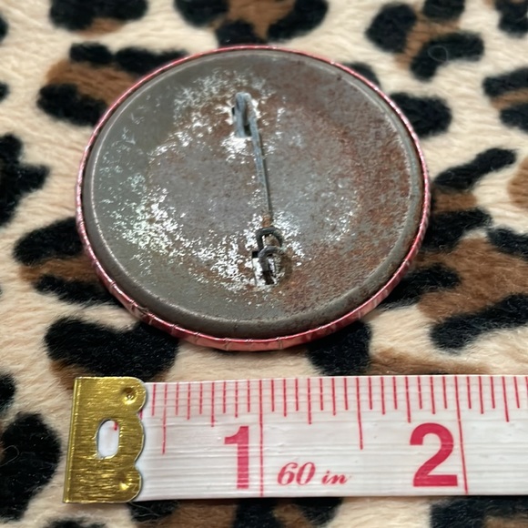 QUEEN 👑 Vintage Rock Band Button Pin Pinback Logo Collectible Freddie Mercury - Picture 4 of 8